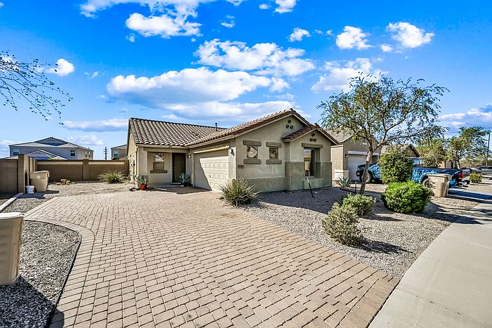 1st image of 30425 W Catalina Dr