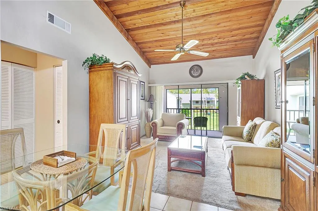 2 bed, 2.0 bath, 1100 sqft, $3,000 — Photo 1