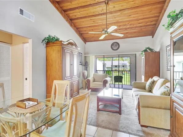 2972 Kings Lake Blvd #2972, Naples, FL 34112