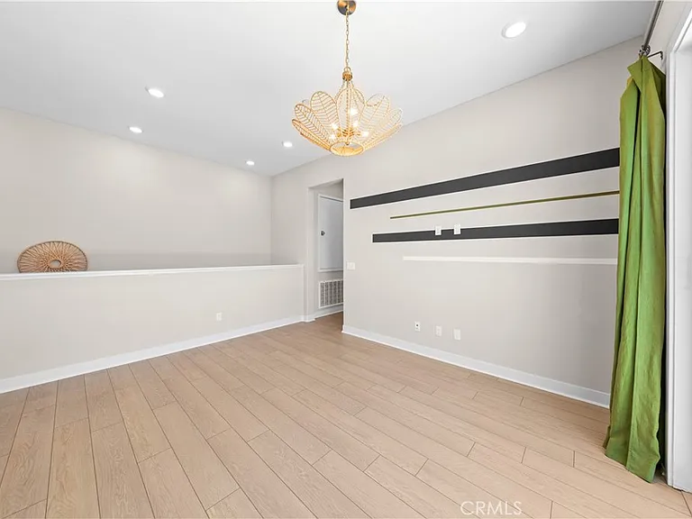 189 Biome — Photo 26