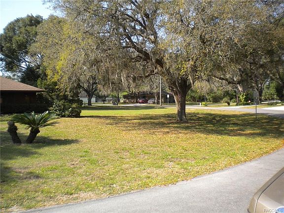 2nd image of 6183 W Woodside Cir