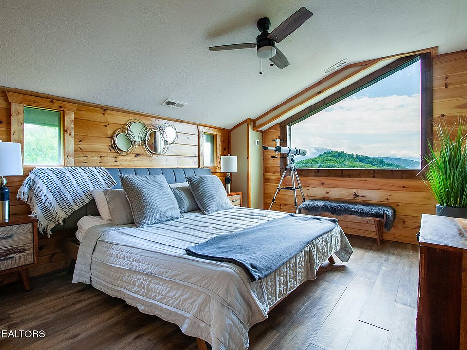19th image of 920 Falcon View Way