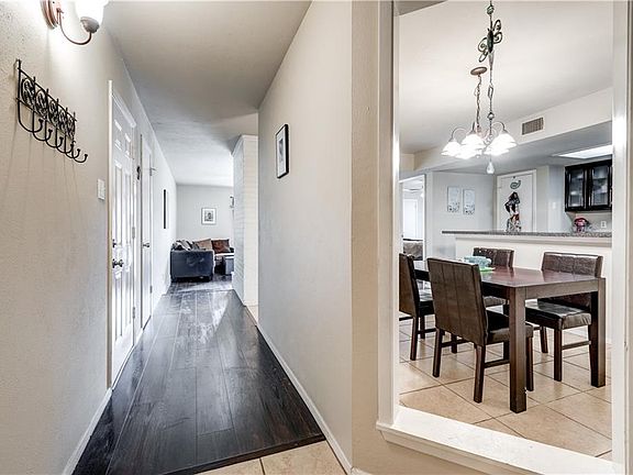 3rd image of 4310 Bradley Ln