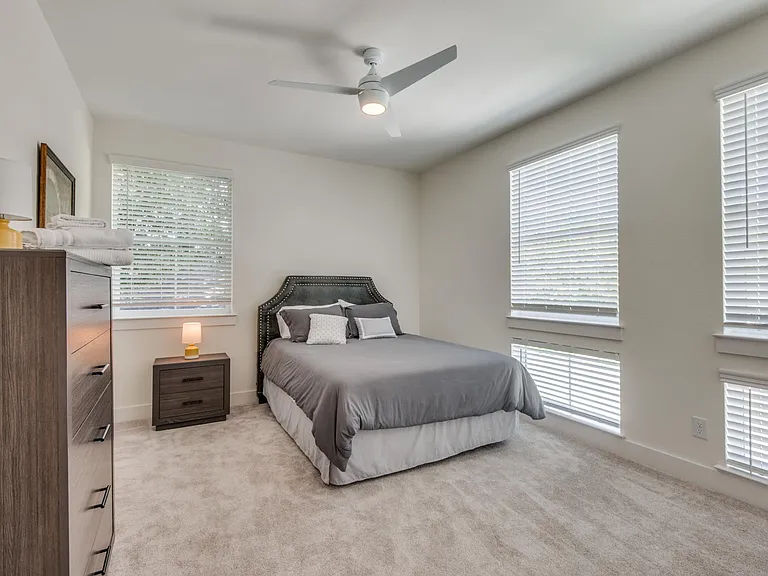 1005 Mount Auburn Ave — Photo 17