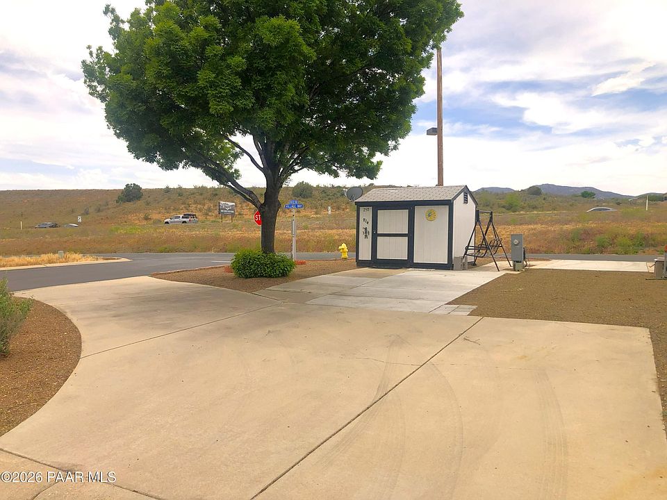 1st image of 824 N Mountain Brush Dr