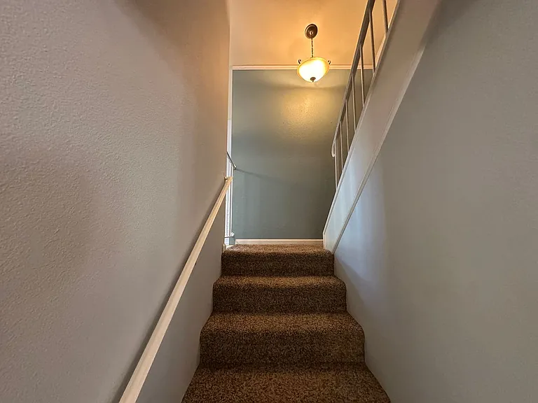 420 Nancy Dr — Photo 12