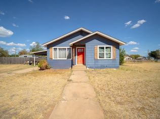 329 S Durham St, Crosbyton, TX 79322