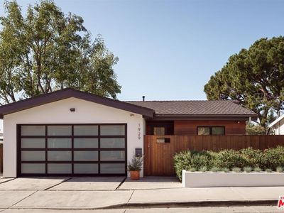 1929 Phillips Way, Los Angeles, CA, 90042