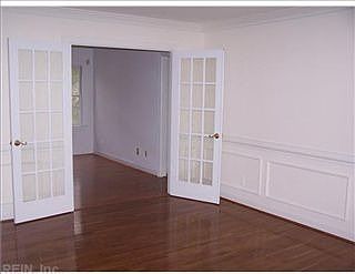 3rd image of 4956 Burnley Dr