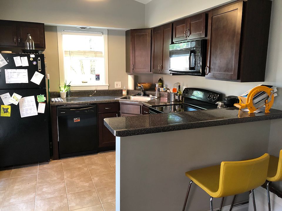 1st Floor Kitchen 