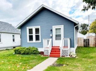 1845 Cody St, Bettendorf, IA