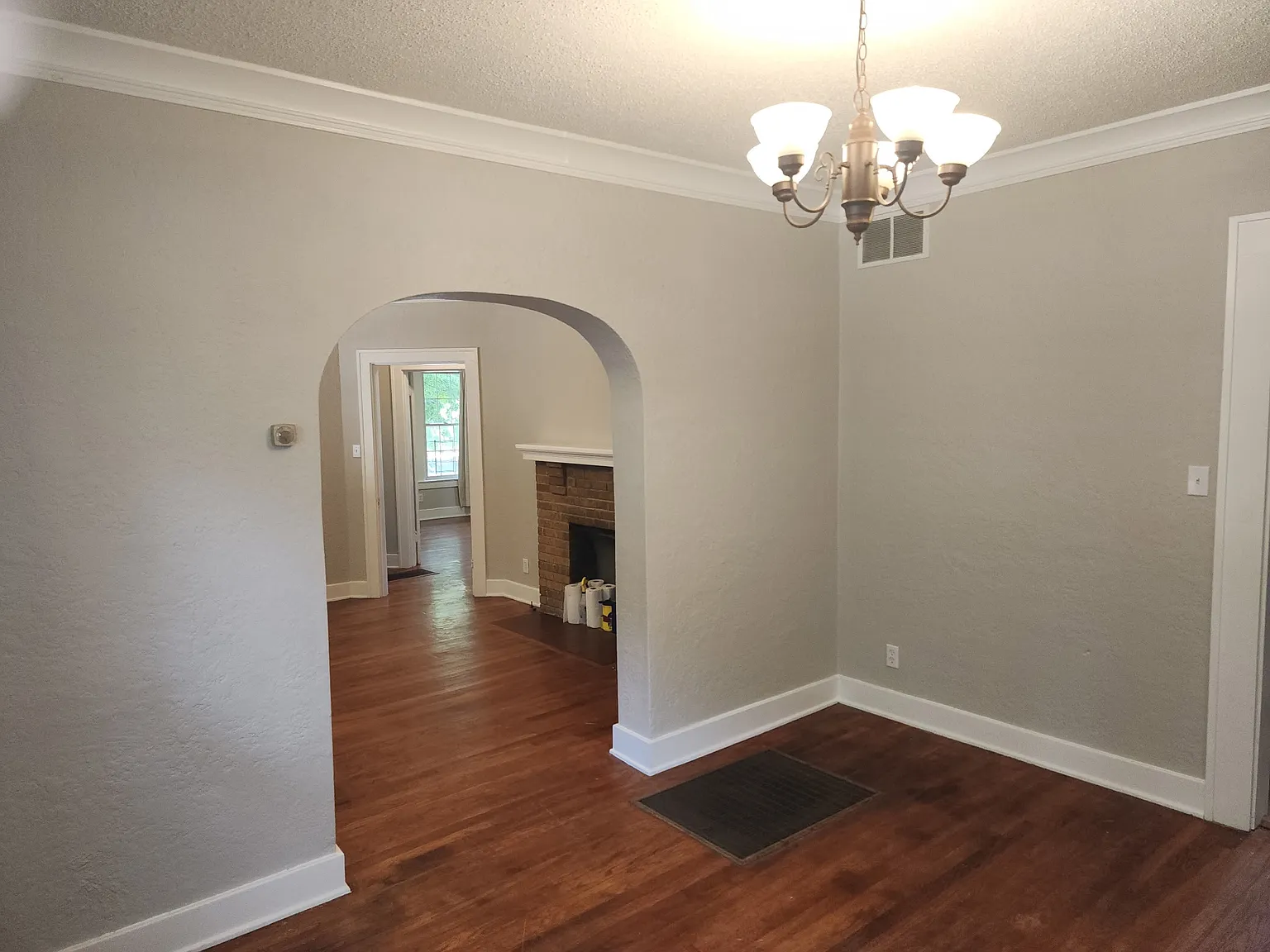 3 bed, 1100 sqft, $1,750 — Photo 4