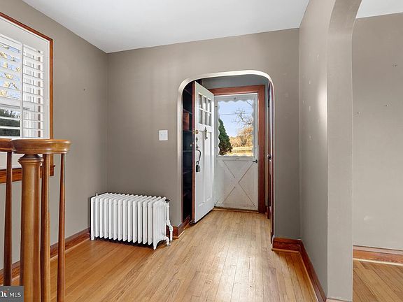 3rd image of 1635 Beaver Brook Ln