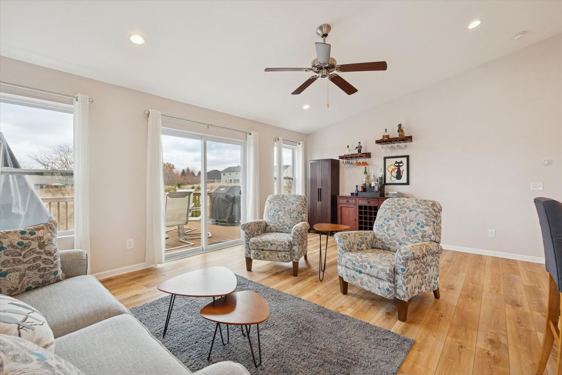 next background image