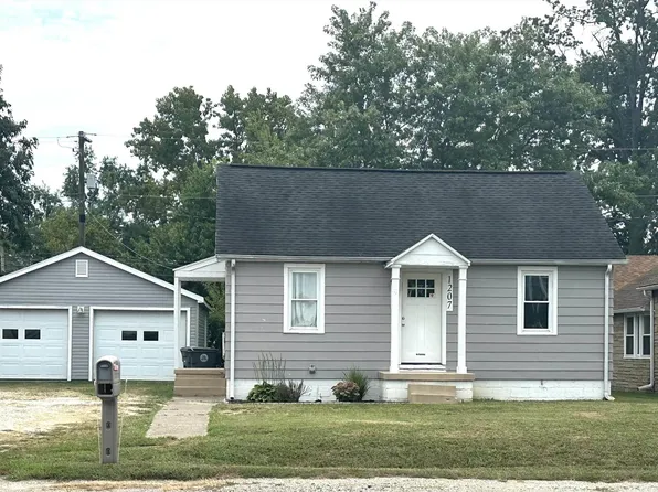 1207 Saint George Rd, Evansville, IN 47711