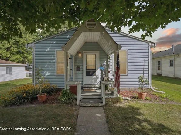 324 Chestnut St, Webberville, MI 48892