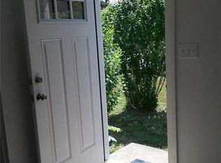 97 Center Ave, Middletown, RI 02842