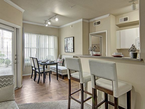 3rd image of 411 E Indian School Rd #2064