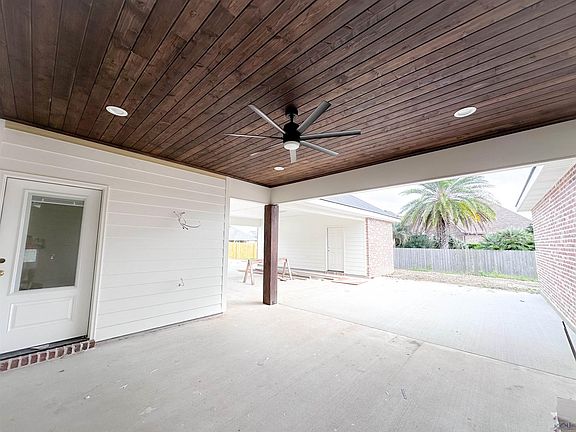 5th image of 519 Lancaster Dr
