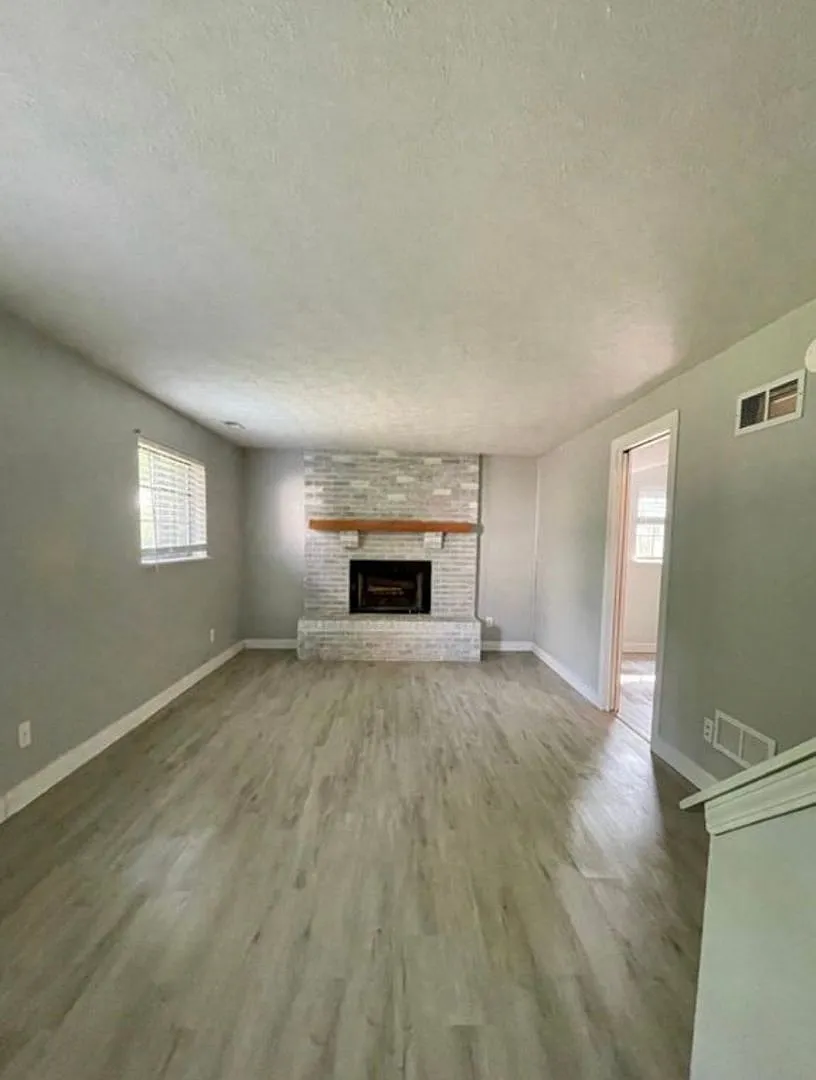 Charming Tri-Level Home with Fenced Backyard in West Lafayette — Photo 4