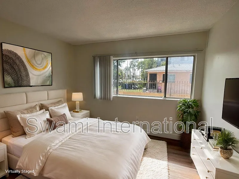2 bed, 2.0 bath, 853 sqft, $2,250 — Photo 2