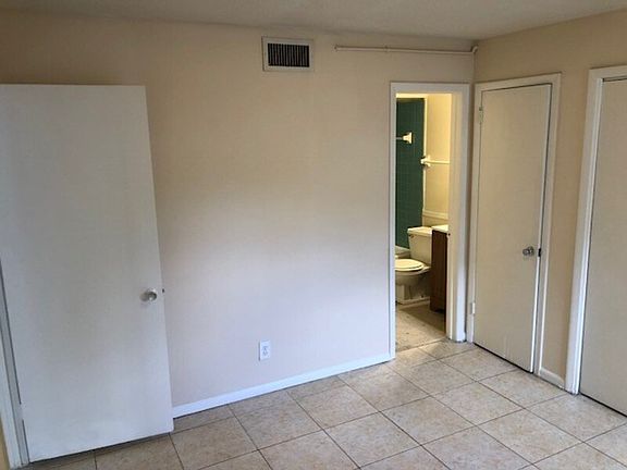 3rd image of 1318 Sydney Pl APT 4