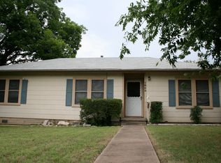 1802 Vine St, Georgetown, TX 78626