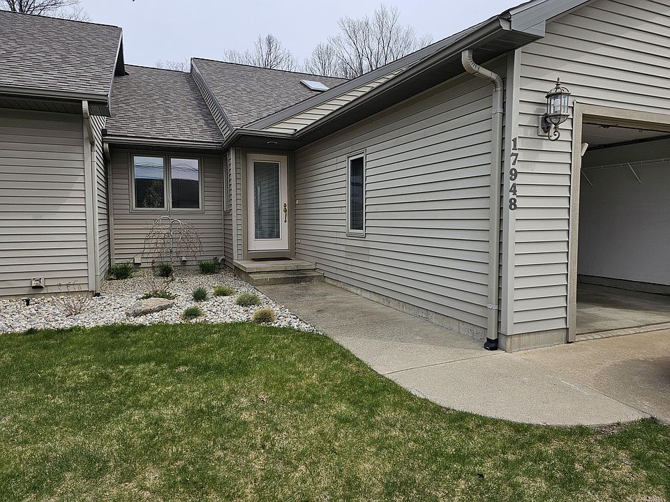 17948 Riverbluff Dr, Big Rapids, MI 49307 Zillow