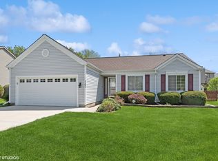 1151 Sawmill Ln, Algonquin, IL