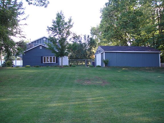 2nd image of 2707 Flint Dr