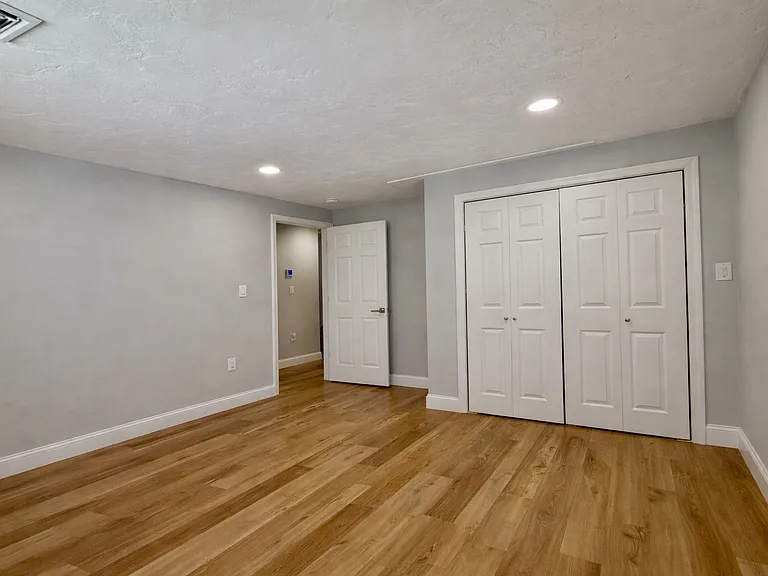 70 Seminole Ave — Photo 15