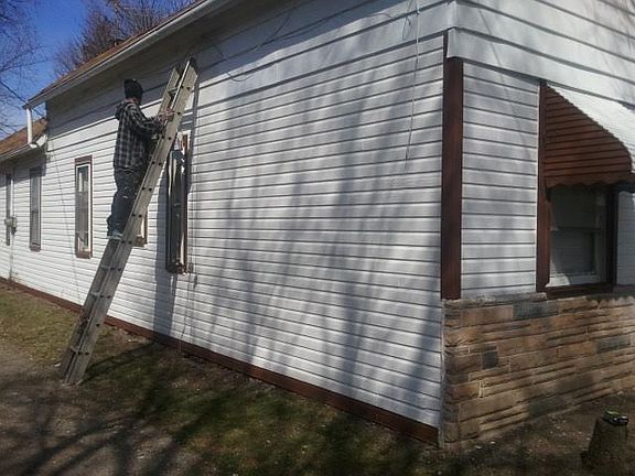 3rd image of 6519 Fullerton Ave