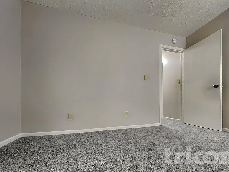 5926 Bowie Ln — Photo 16