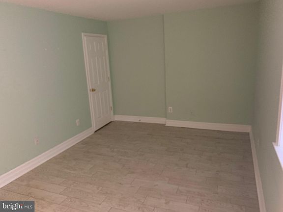 5th image of 150 Bent Twig Ln #337
