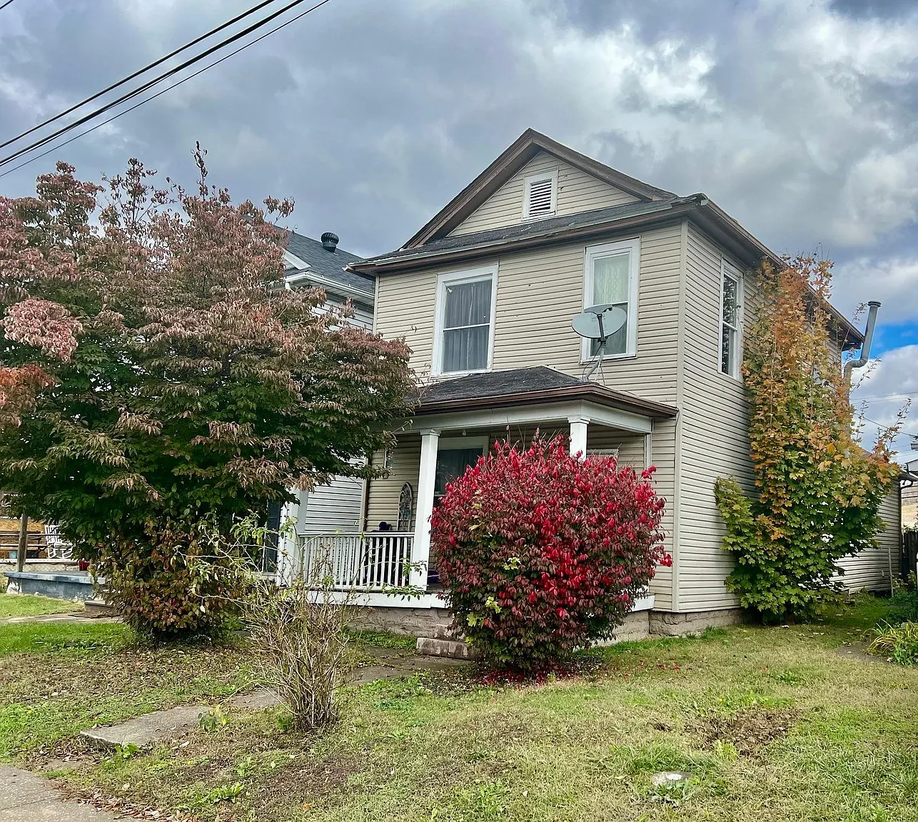 2821 Carter Ave photo 1