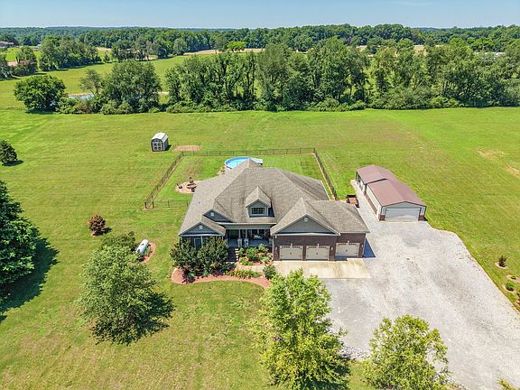 2nd image of 6734 Burgess Gower Rd