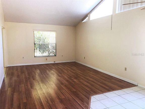 4th image of 4735 Village Gardens Dr #78