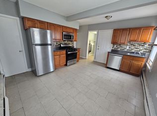 686 Quinnipiac Ave #2A, New Haven, CT 06513