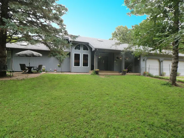 18720 Kishwaukee Valley Rd, Marengo, IL 60152