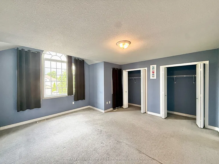 691 Oakcrossing Rd — Photo 10