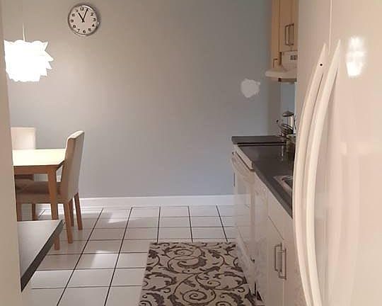 3rd image of 910 Beau Dr Unit 301