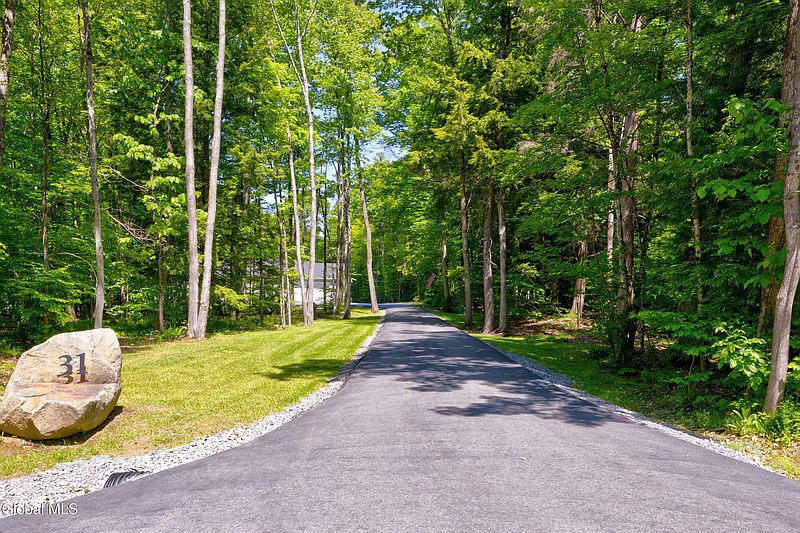 2nd image of 31 Griffin Road
