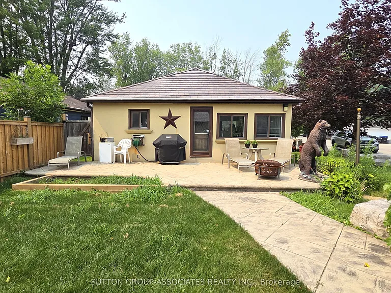 1099 Poplar Rd — Photo 21