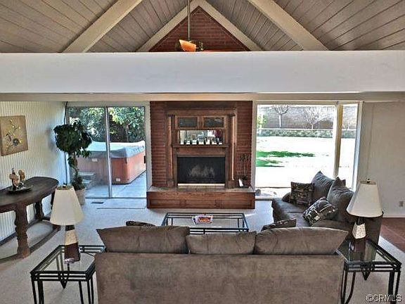 5th image of 4321 Clubhouse Dr