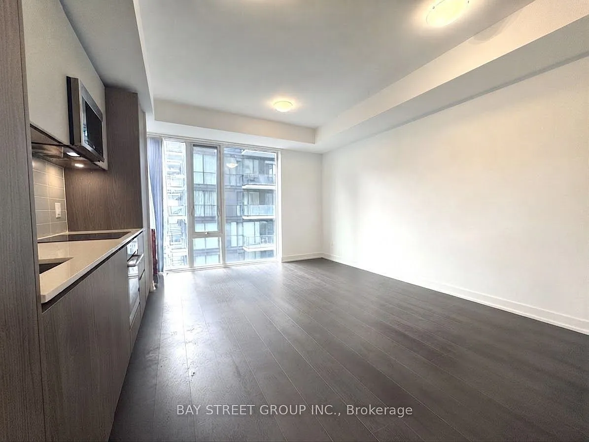 Studio, $1,950 — Photo 3