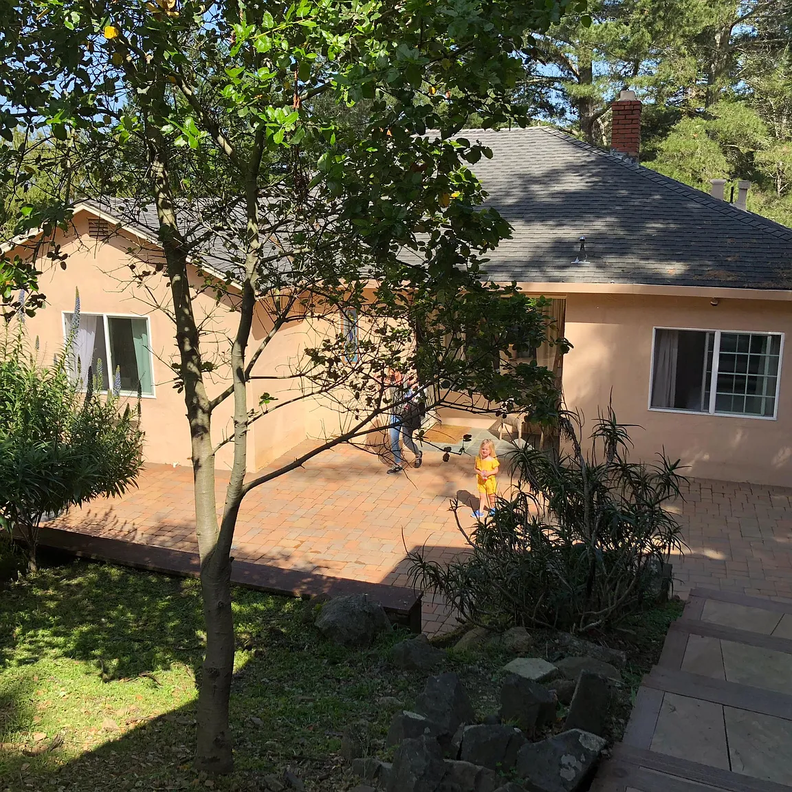 472 Corte Madera Ave photo 1