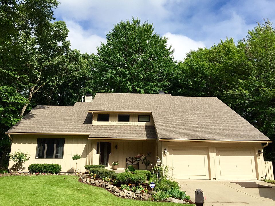1st image of 51425 Oakwood Ct