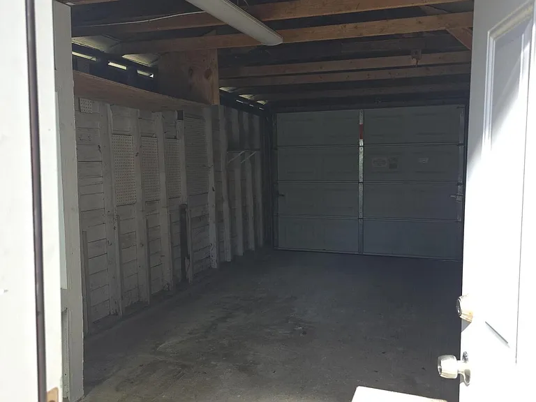 329 S M St — Photo 17
