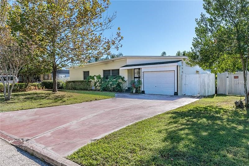 1st image of 2502 Laura Pl