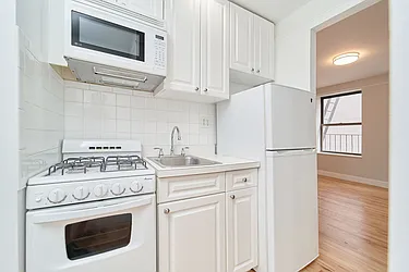 Rented by Living New York